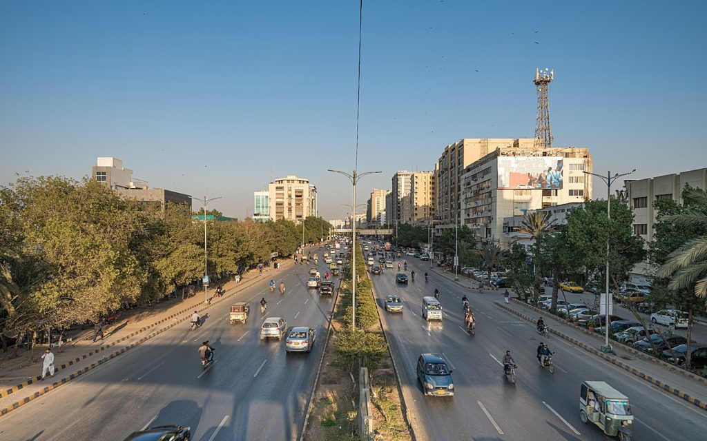 Traffic at Shahrah-e-Faisal, Karachi