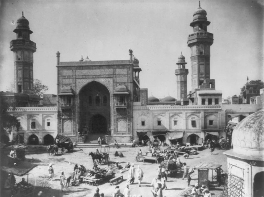 Image of the mosque from 1895
