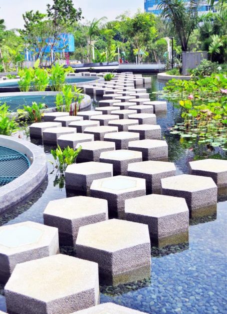 Repetition of elements in landscape design 