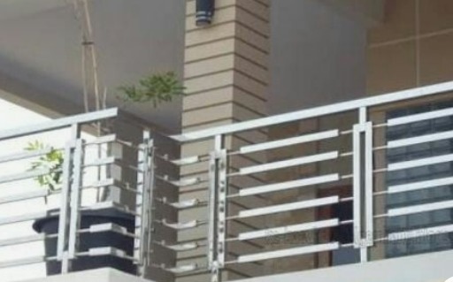 house railings made of stainless steel