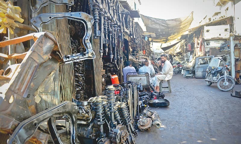 Auto parts Market in Karachi