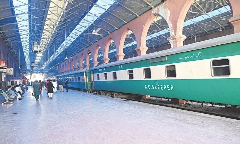Karachi AC Sleeper Train standing on a platform