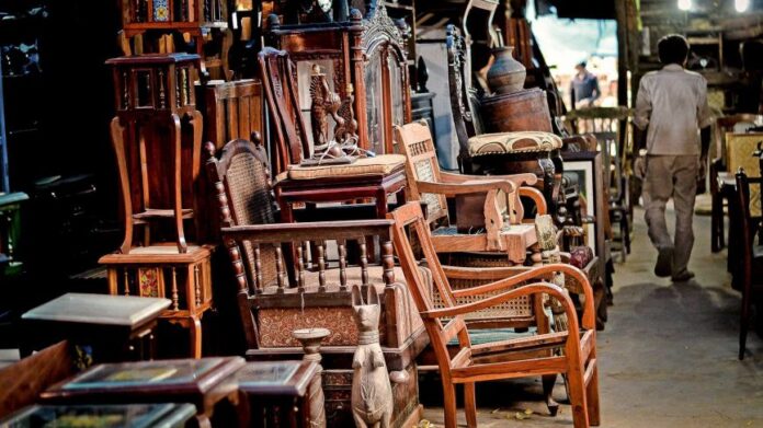 chairs and tables in Aram bagh furniture market Karachi
