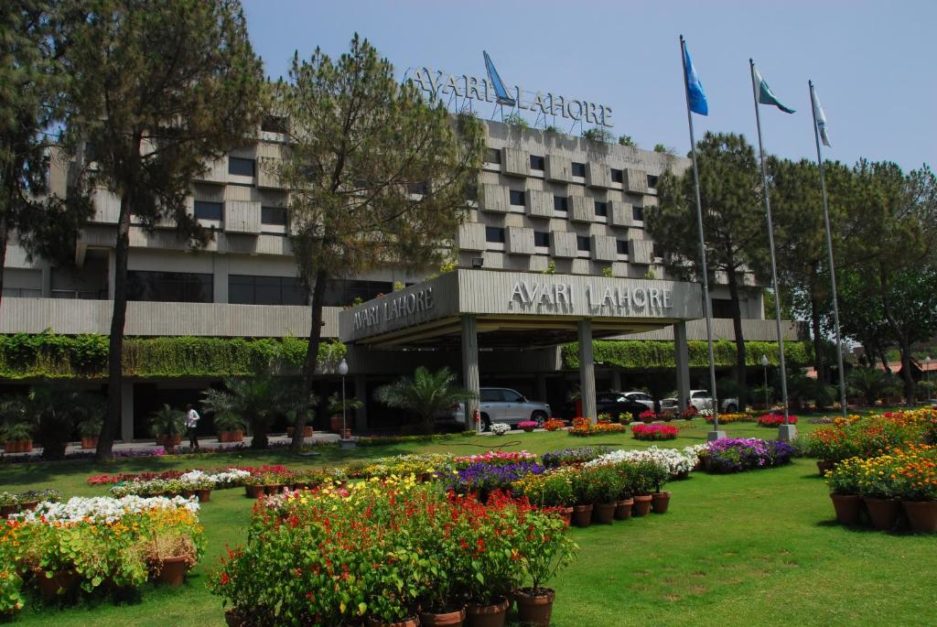 Avari Hotel near Lahore Railway Station