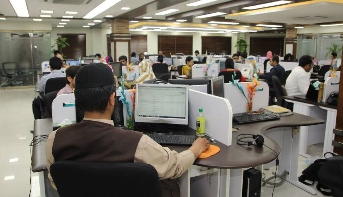 employees-working-in-a-software-house-in-Pakistan